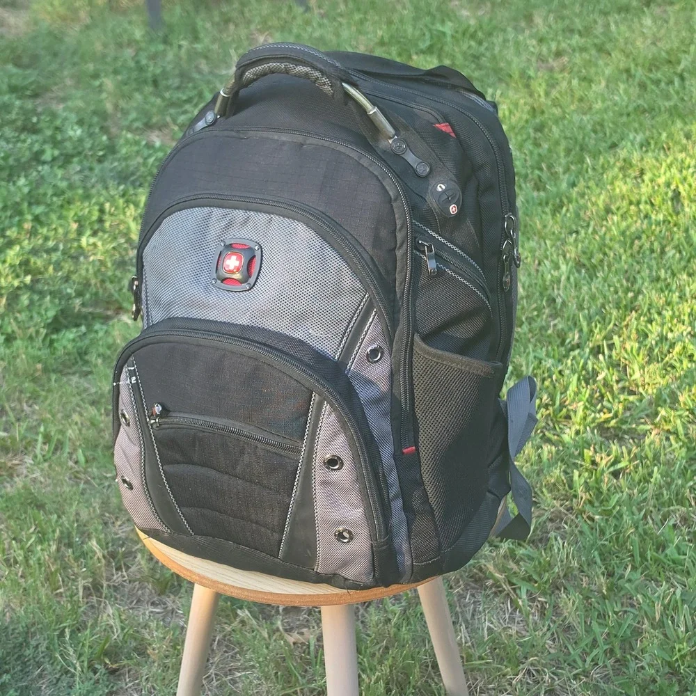 SwissGear ibex laptop